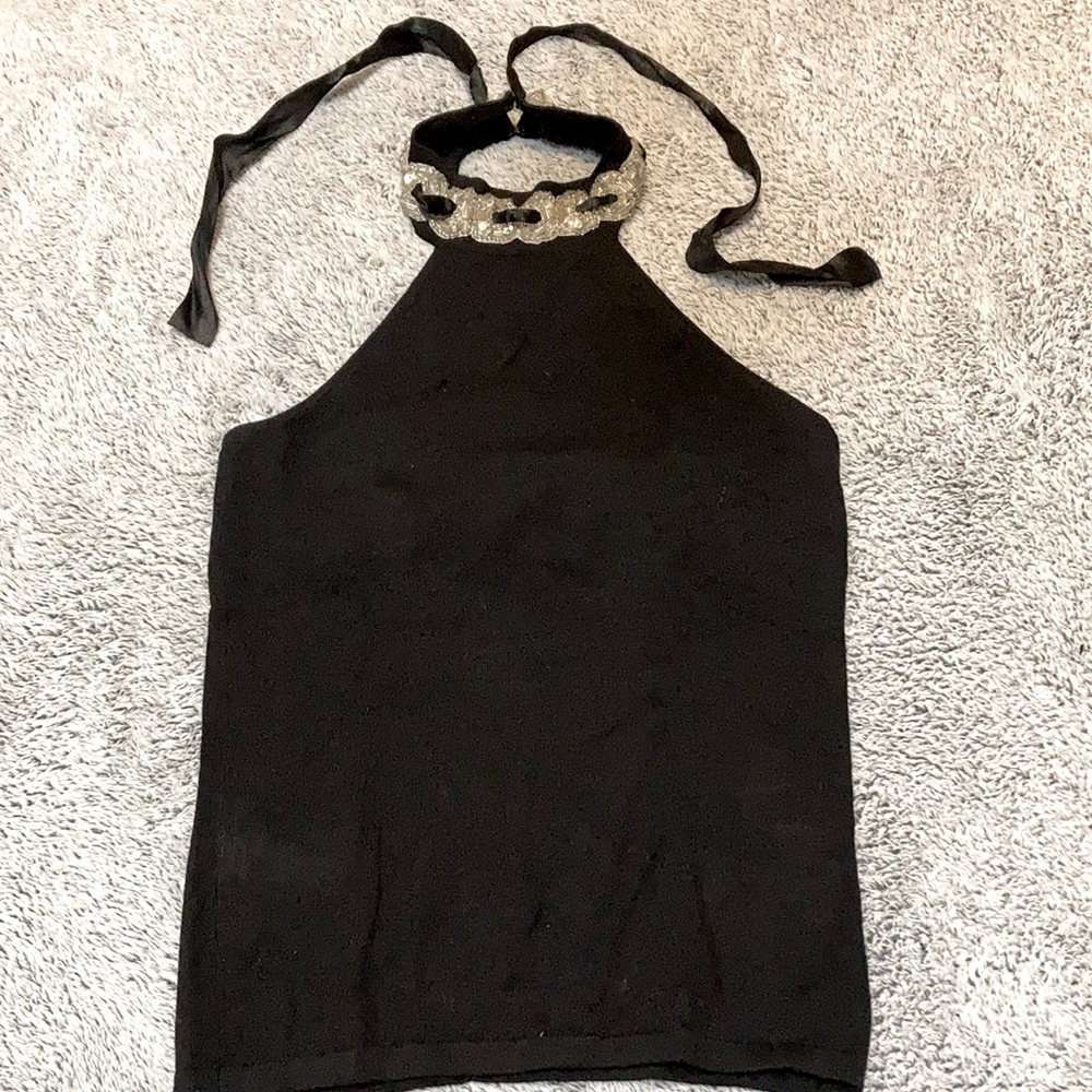 Glamorous knitted halter turtle neck w/ beading!🖤